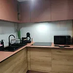 Superior Laguna Beskidow Pilot's Studio! Sauna&gym! Air Condition! Apartment *