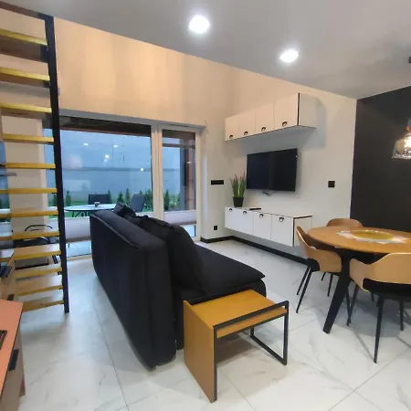 Superior Laguna Beskidow Pilot's Studio! Sauna&gym! Air Condition! Zarzecze (Silesia)