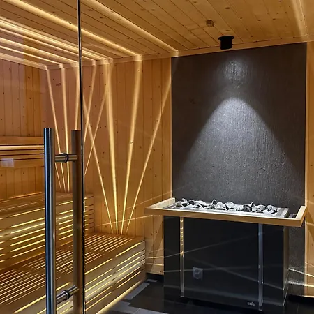 Superior Laguna Beskidow Pilot's Studio! Sauna&gym! Air Condition! Appartement