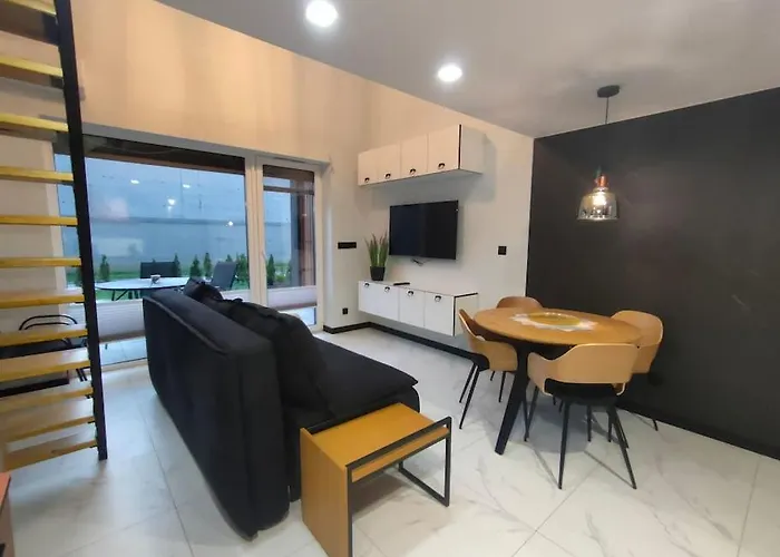 Superior Laguna Beskidow Pilot's Studio! Sauna&gym! Air Condition! Apartamento Zarzecze (Silesia)